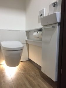 【名古屋のマンションリフォーム】ホテルのようなモダンなトイレへ