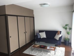 【名古屋市近郊マンション　リビングリフォーム】床と壁紙を変えて