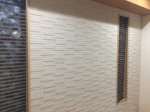【名古屋市緑区　エコカラット】　壁の1面をアクセントに